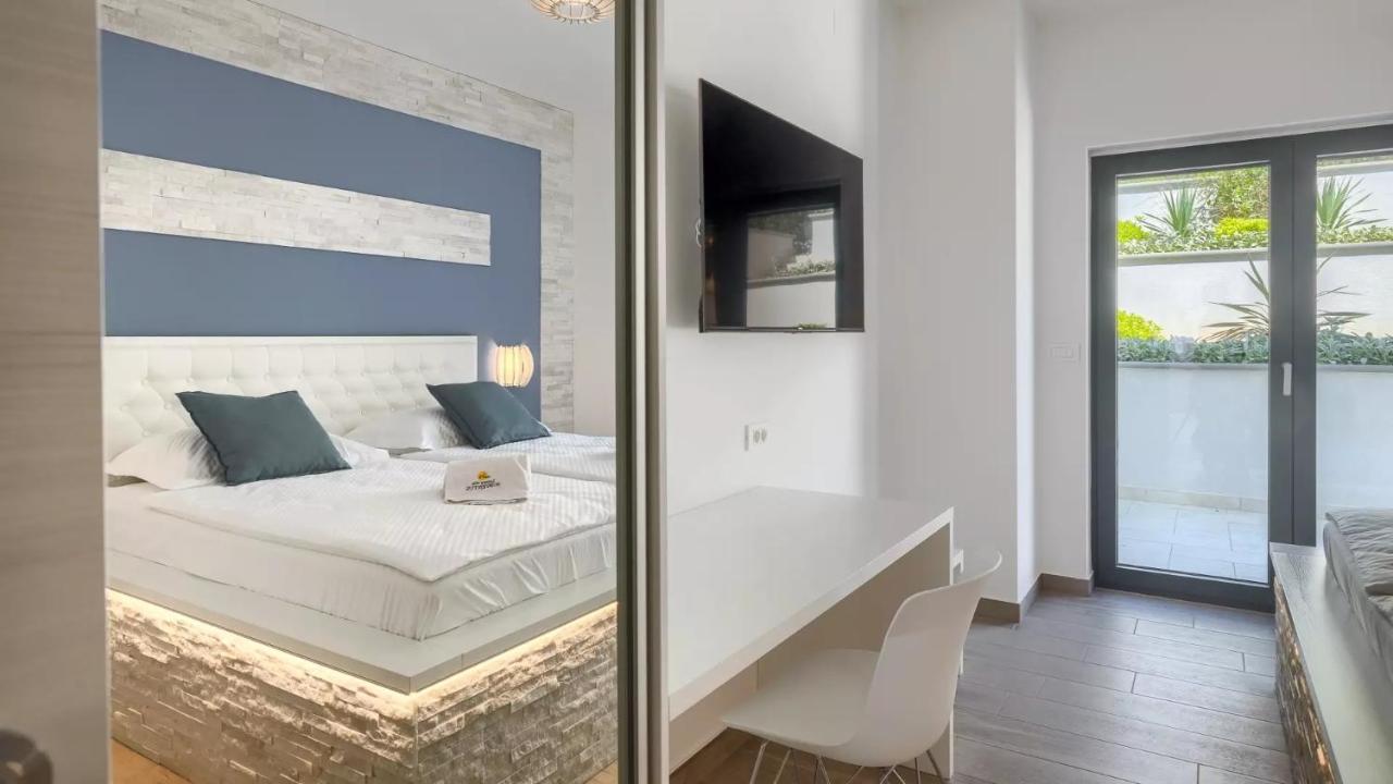 Luxury Subventus Villa *