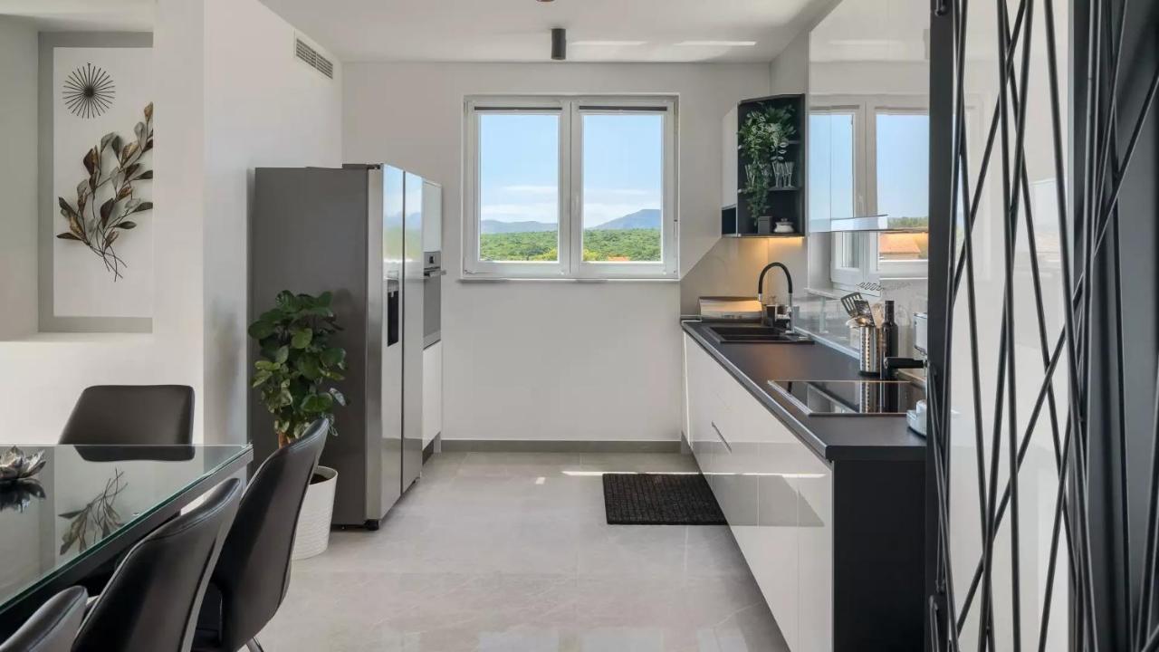 Luxury Subventus Villa Bajcici