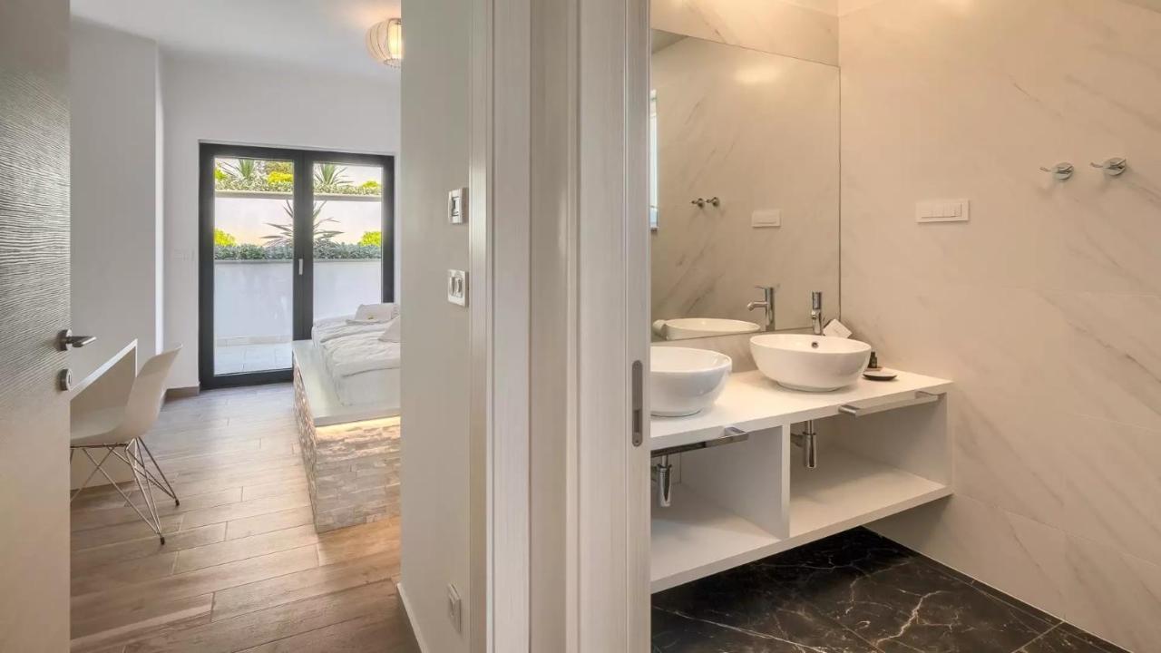 Luxury Subventus Bajcici
